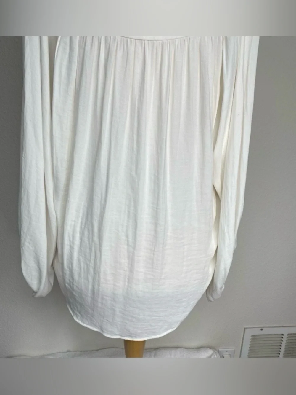 Free People Women White Drappy Peasant Sleeve Oversize Blouse Size Large Coastal